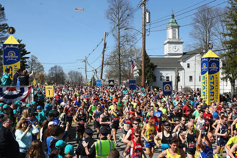 A general view as runners start the Boston Marathon in Hopkinton, Massachusetts. (Photo by Tim Bradbury/Getty Images)