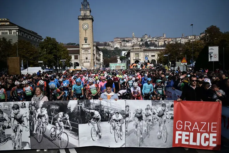 Riders wait at the start of the of one-day Classic "Il Lombardia" (Tour of Lombardy) cycling race in Bergamo. (Photo by MARCO BERTORELLO/AFP via Getty Images)